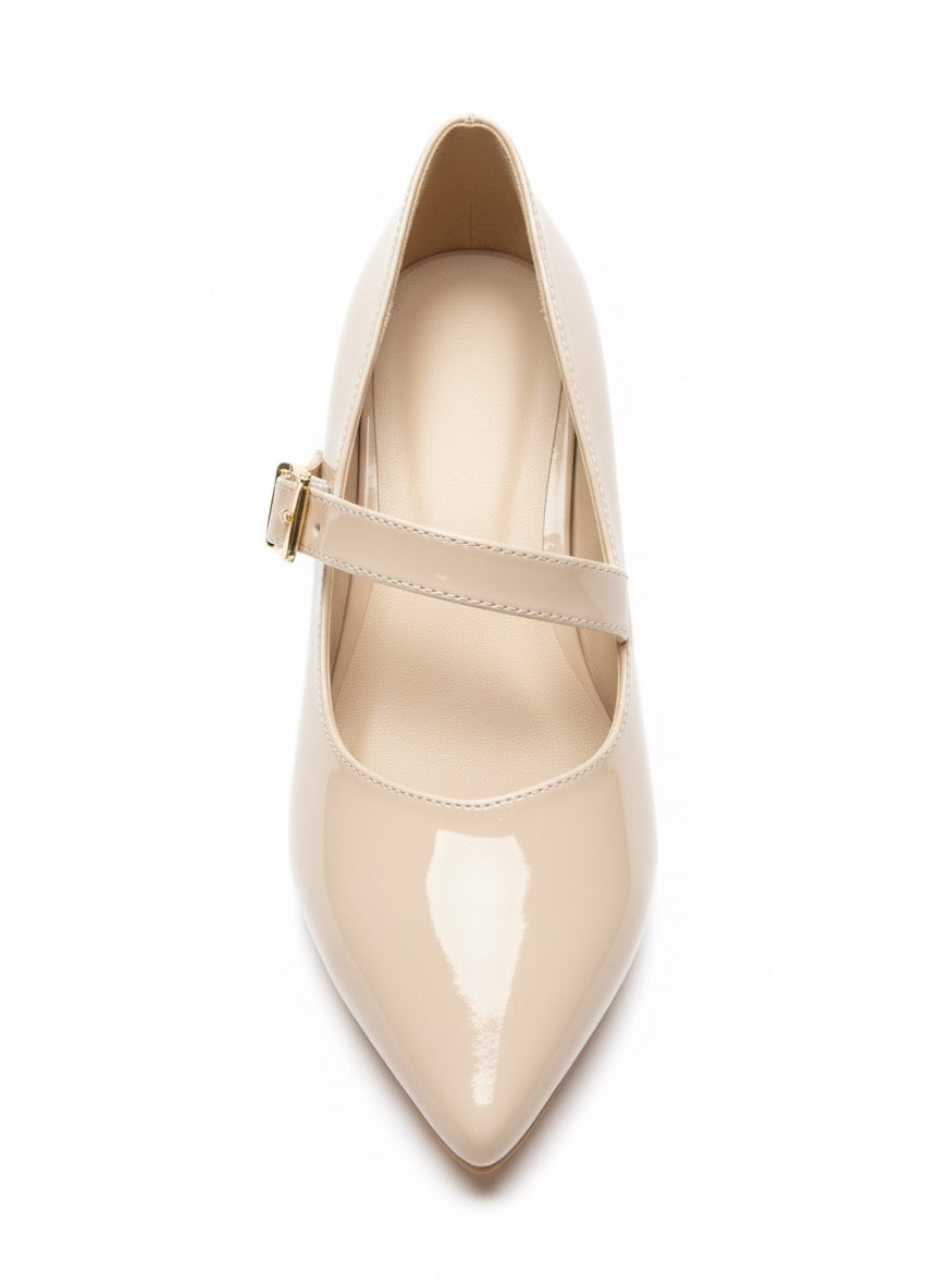 Gold Detaylı Parlak Nude Sivri Burun Ayakkabı