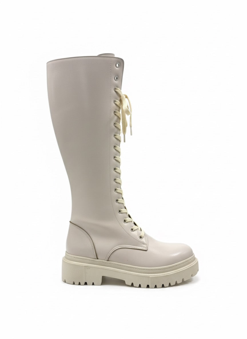 Uzun Bağcıklı Kalın Tabanlı Combat Çizme
