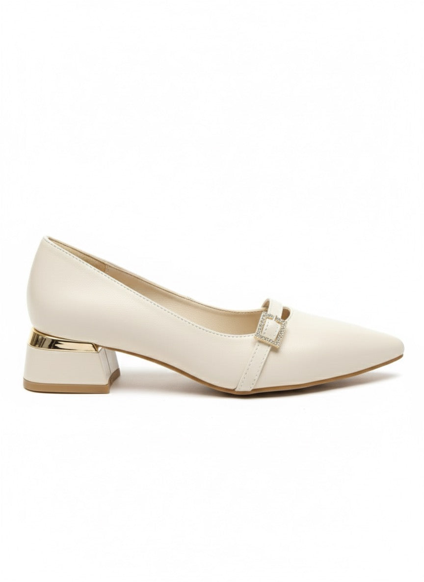 Taş Tokalı Ekru Sivri Burun Alçak Topuk Ayakkabı