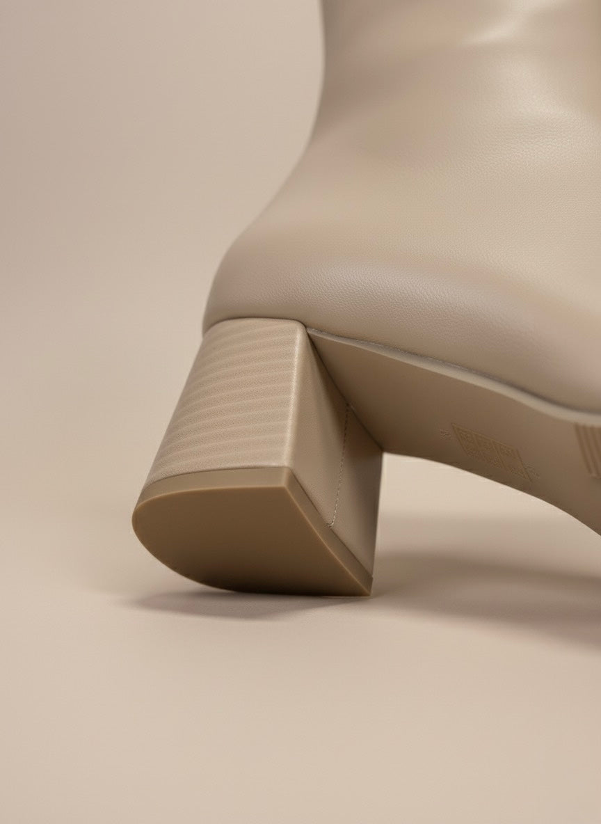 Küt Burunlu Bej Rengi Streç Blok Topuk Bot