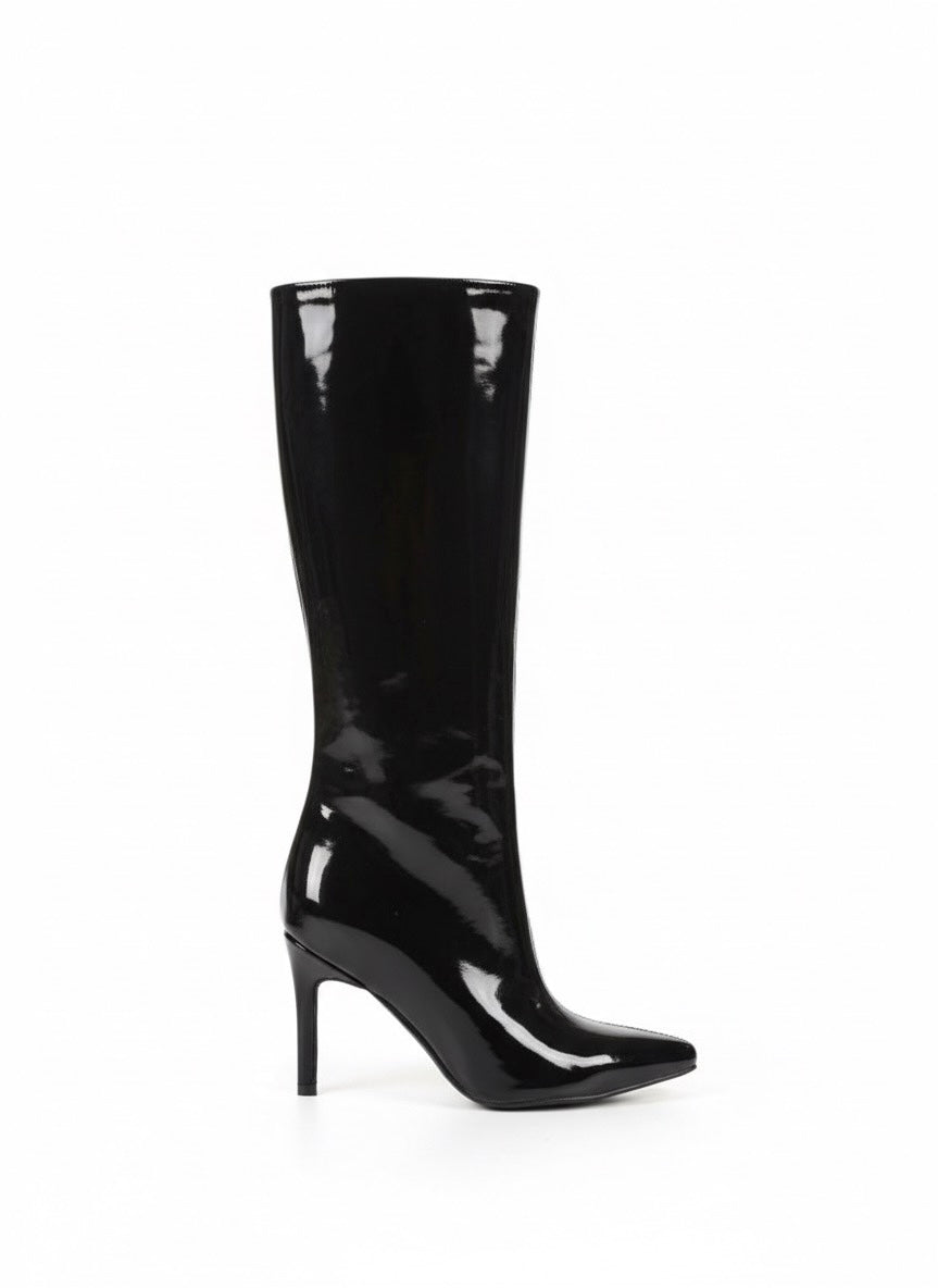 Parlak, Sivri Burunlu Siyah Stiletto Uzun Çizme