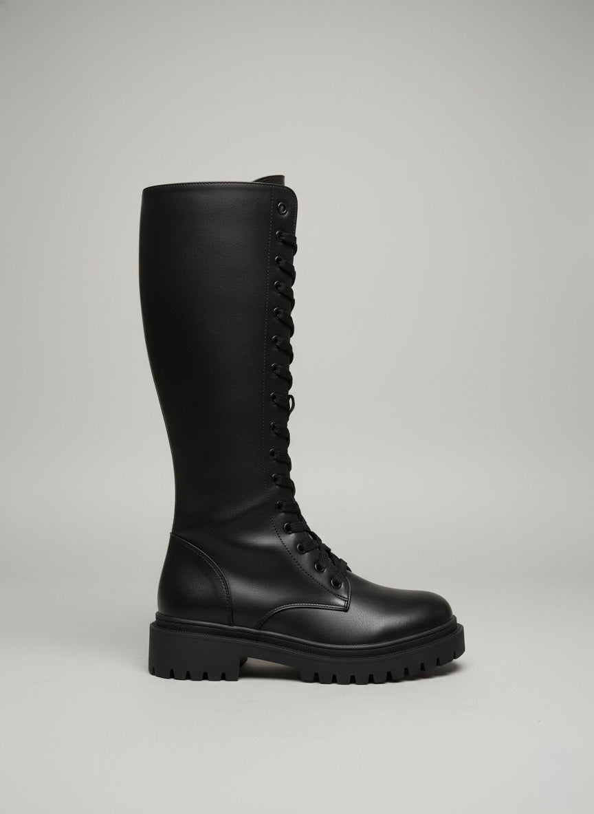Uzun Bağcıklı, Kalın Tabanlı Siyah Combat Çizme