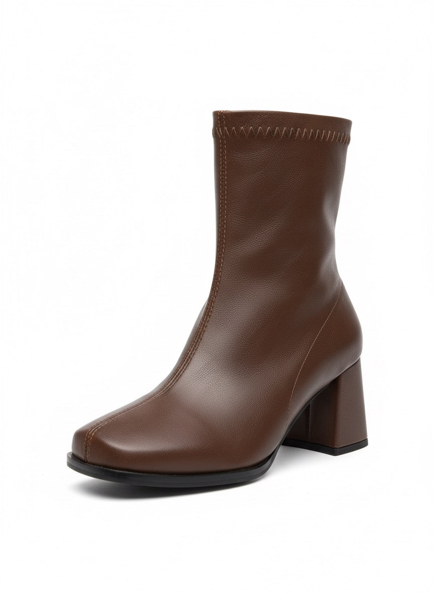 Küt Burunlu, Streç Bilekli Kahverengi Blok Topuk Bot