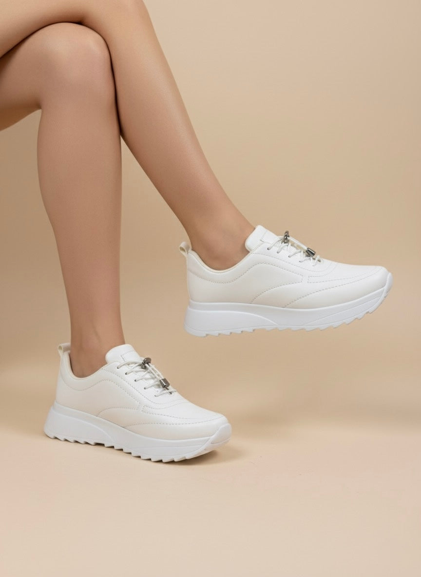 Beyaz Deri Görünümlü Hızlı Bağcıklı Platform Sneaker Ayakkabı