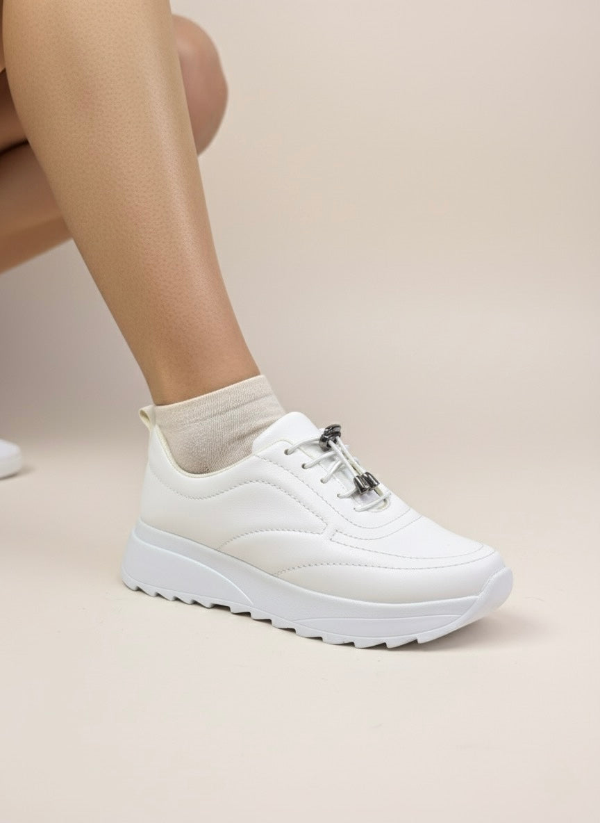 Beyaz Deri Görünümlü Hızlı Bağcıklı Platform Sneaker Ayakkabı