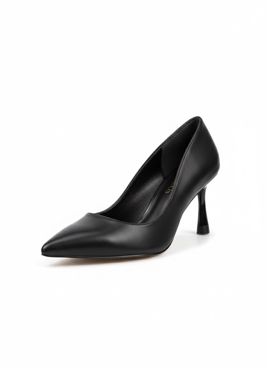 Siyah Mat Deri Görünümlü Sivri Burun Kadeh Topuk Ayakkabı