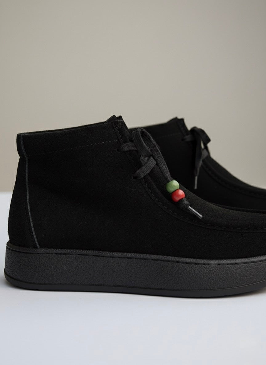 Süet Wallabee Tarzı, Boncuk Detaylı Siyah Bot