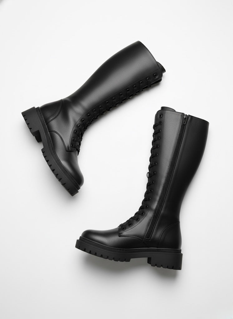 Uzun Bağcıklı, Kalın Tabanlı Siyah Combat Çizme