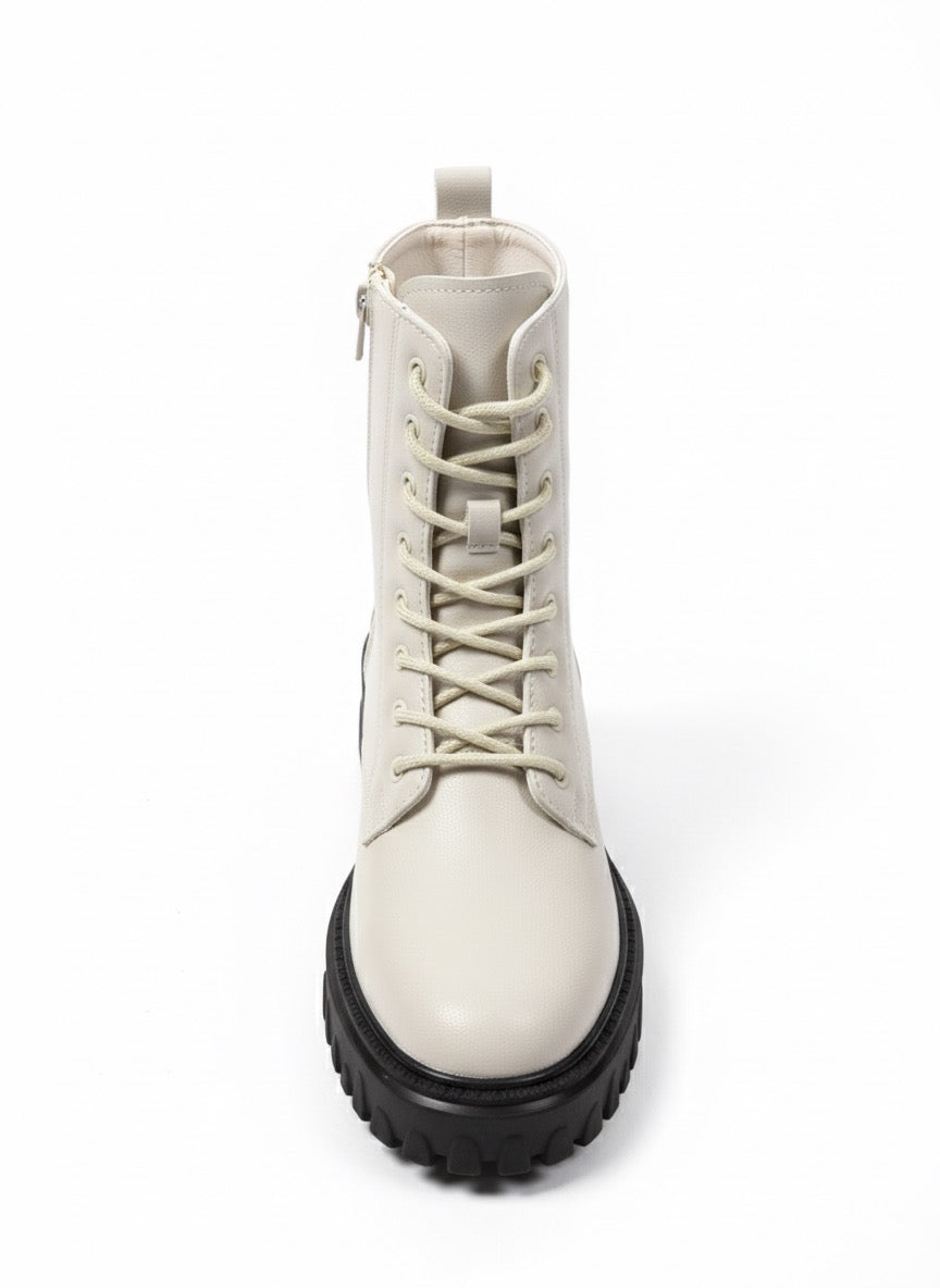 Siyah Kalın Tabanlı Bağcıklı Combat Bot