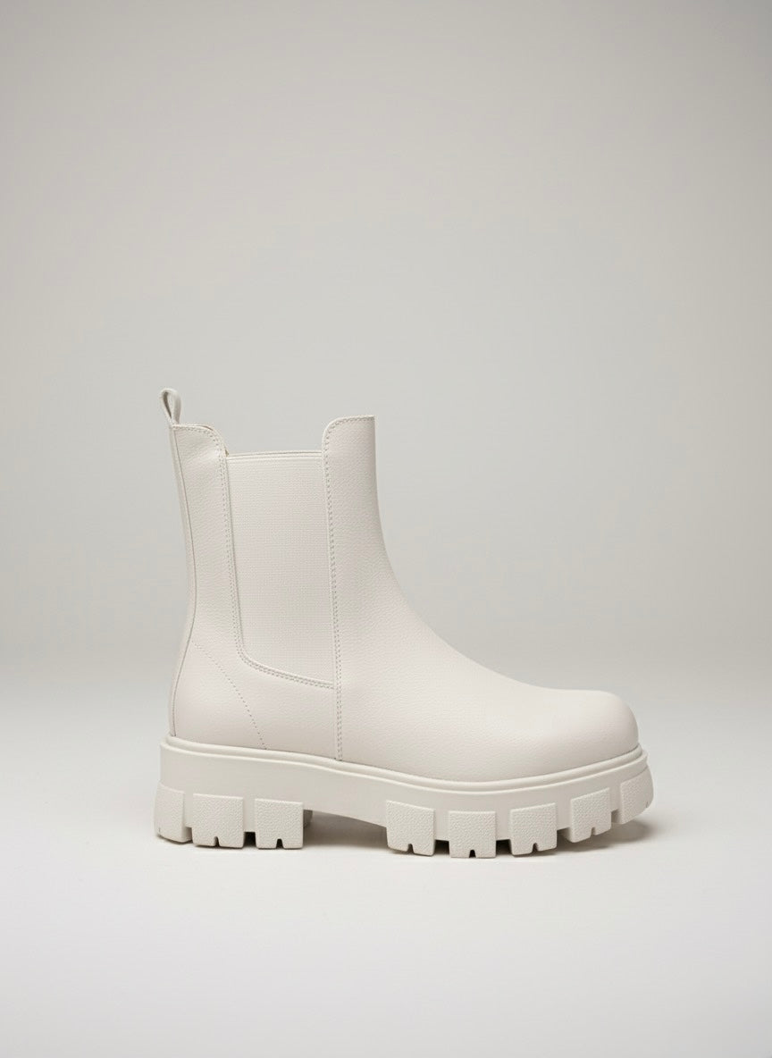 Kalın Tabanlı, Monokrom Chelsea Bot