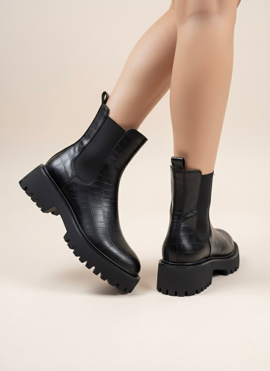 Croc-Effect Lug Sole | Siyah Timsah Desenli Kalın Taban Chelsea Bot