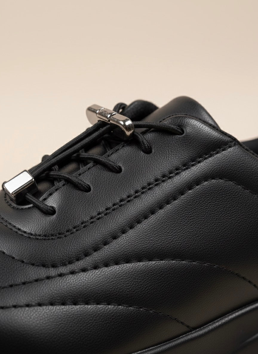 Siyah Deri Görünümlü Hızlı Bağcıklı Ergonomik Taban Sneaker