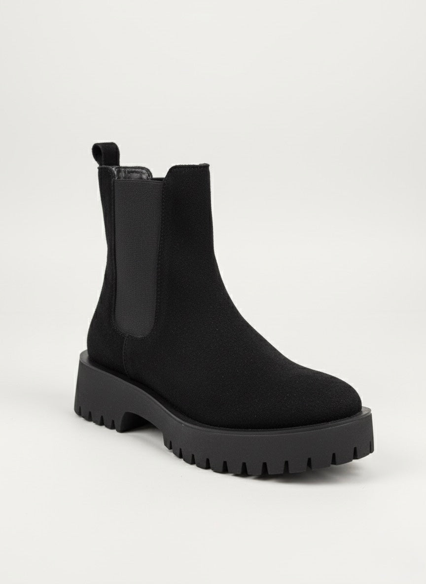 Süet Görünümlü Siyah Kalın Taban Bot