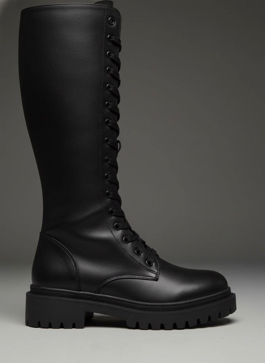 Uzun Bağcıklı, Kalın Tabanlı Siyah Combat Çizme